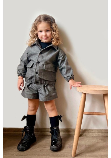 Gri Cep Detaylı Çocuk Ceket modelleri