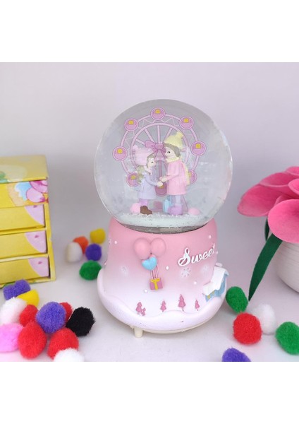 Sweet Dönme Dolap Önünde Aşıklar Işıklı Müzikli Püskürtmeli Kar Küresi - Pembe