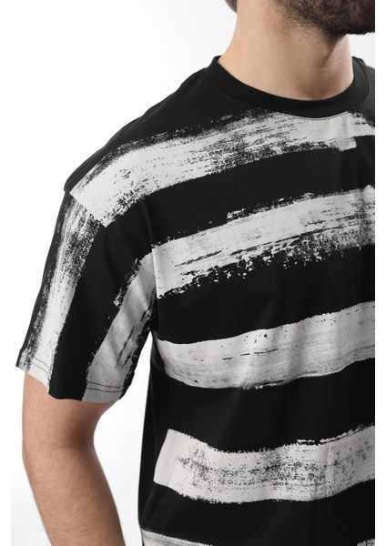 Siyah Baskılı Regular Fit Erkek T-Shirt E7107 indirimleri