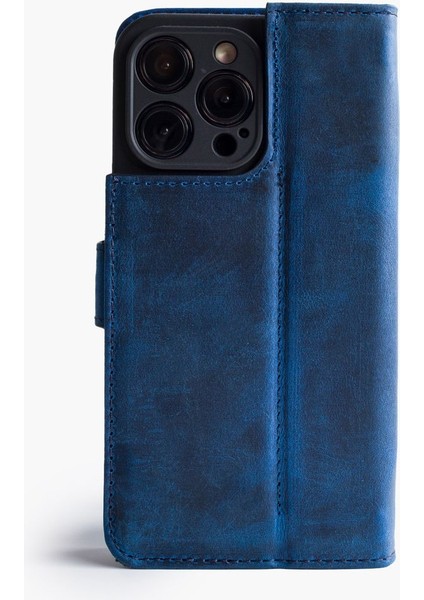 Apple iPhone 16 Pro Classic Case