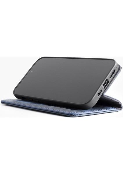 Apple iPhone 16 Pro Classic Case