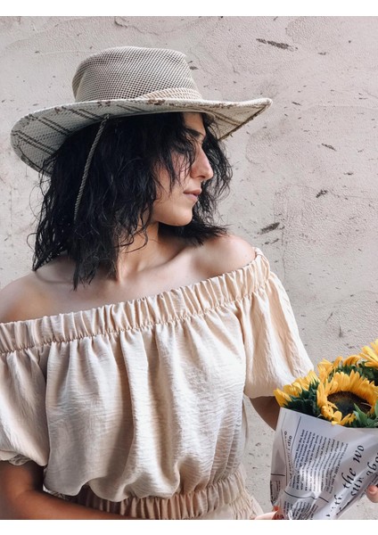 Madonna Yakalı Takım - Bej fiyatları