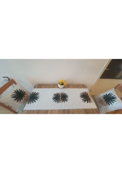1 Parça Runner + 2 Adet Kırlent Kılıfı (Ekru)
