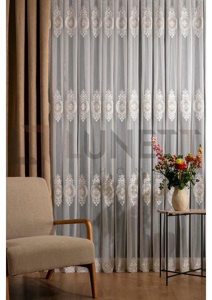 Kullanıma Hazır Azra Desen Dantelli Krem Renk (1x3) Sık Pileli Tül Perde