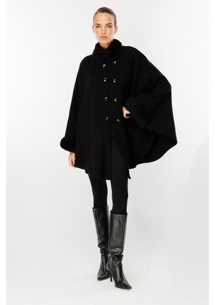 Yaka Kürklü Triko Panço-Siyah