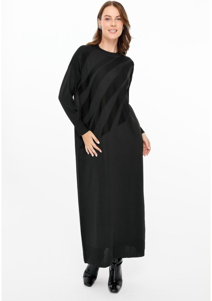 Kendinden Desenli Triko Elbise-Siyah