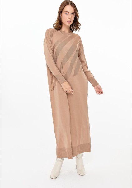 Kendinden Desenli Triko Elbise-Camel