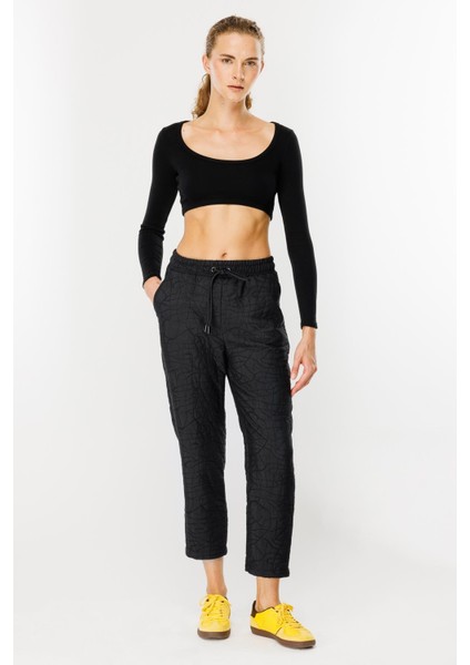 Kapitone Desenli Beli Lastikli Pantolon-Sıyah fiyatları