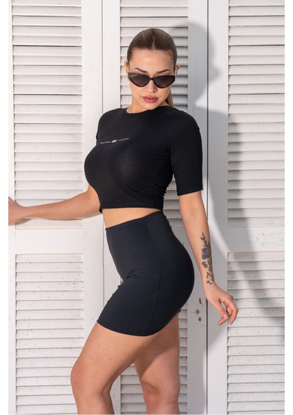 Süper Fitted Siyah Crop Top Etek Takım