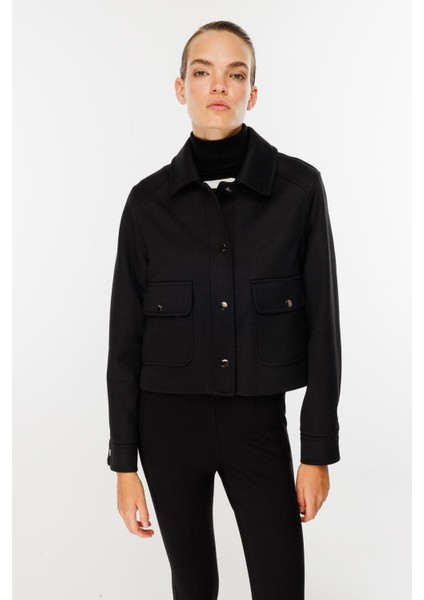 Cepli Kısa Spor Ceket-Siyah fiyatları