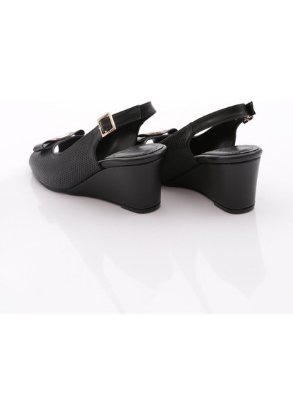 25830 Kadin Dolgu Taban Ayakkabi