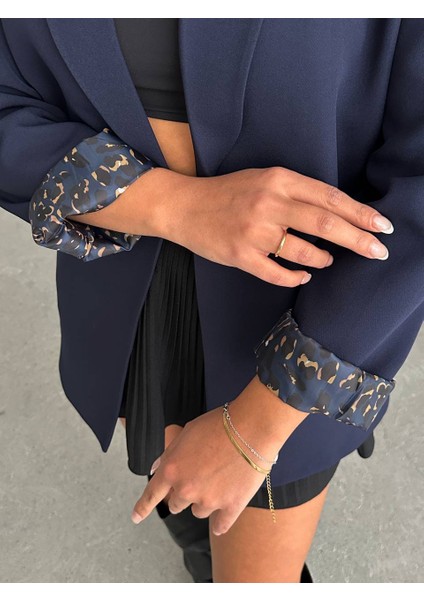 Yeni Sezon Kadın Blazer Ceket İçi Leopar Astar Detaylı Düğmesiz Uzun modelleri