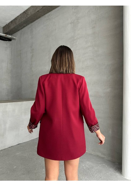 Yeni Sezon Kadın Blazer Ceket İçi Leopar Astar Detaylı Düğmesiz Uzun fırsatları