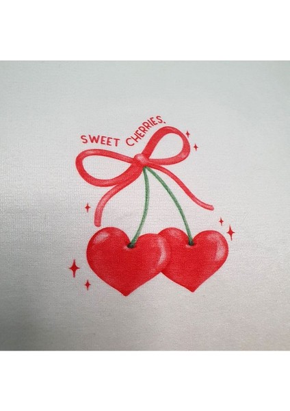 Sweet Cherries Desenli Kırmızı Saçaklı Kırlent Kılıfı fiyatları