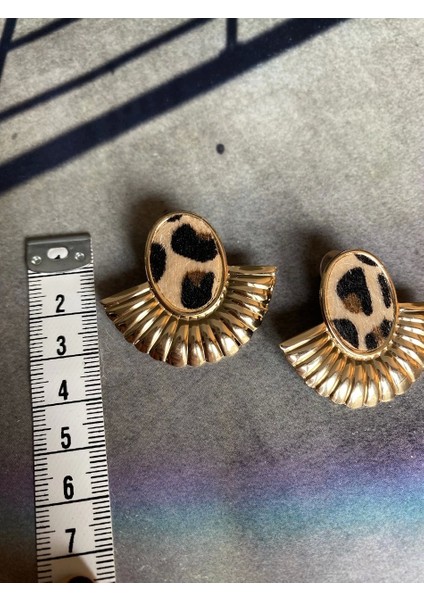 Gold Yelpazeli,oval Leoparlı Küpe