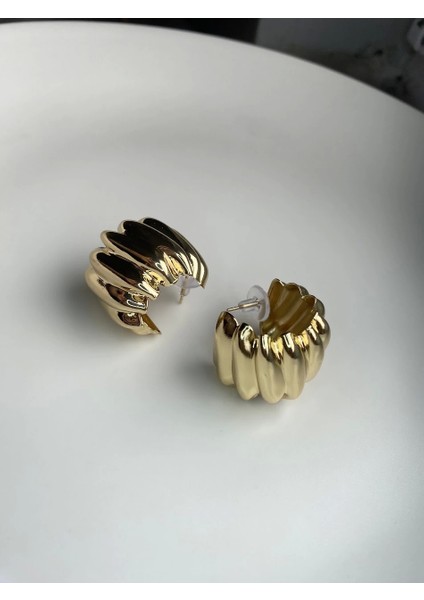 Dokulu Gold Küpe