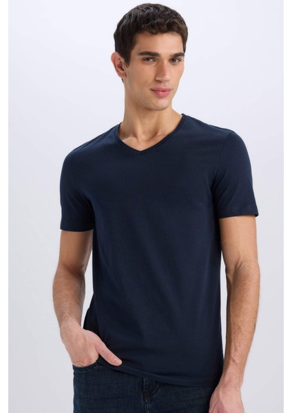 %100 Pamuk Slim Fit Dar Kesim V Yaka Basic Düz Kısa Kollu Tişört M7668AZ25SP
