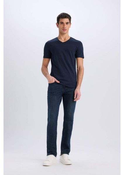 %100 Pamuk Slim Fit Dar Kesim V Yaka Basic Düz Kısa Kollu Tişört M7668AZ25SP