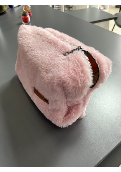 Yumuşak Pembe Peluş Makyaj Çantası, Seyahat ve Kozmetik Çantası