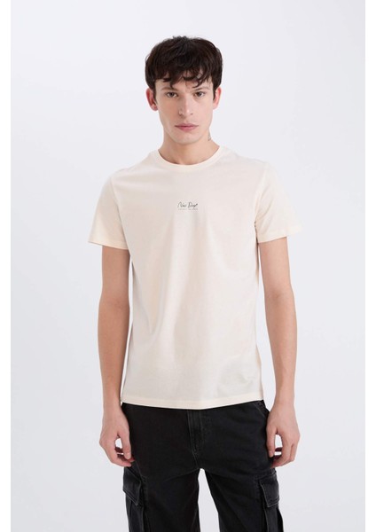 %100 Pamuk Slim Fit Dar Kesim Bisiklet Yaka Baskılı Kısa Kollu Tişört D5565AX25SP