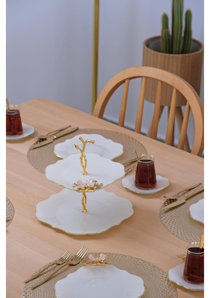 Dolmabahçe Lotus Krem Altın Yaldızlı 6 Kişilik 25 Parça Pasta Takımı