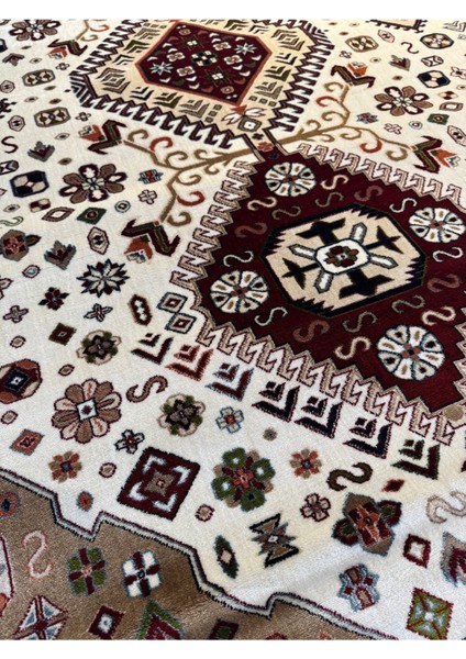 Asaryün Halı Ipek H4320AC Krem Ipeksi Geleneksel Renkli Göbekli Klasik Desen Salon Halısı Modern modelleri