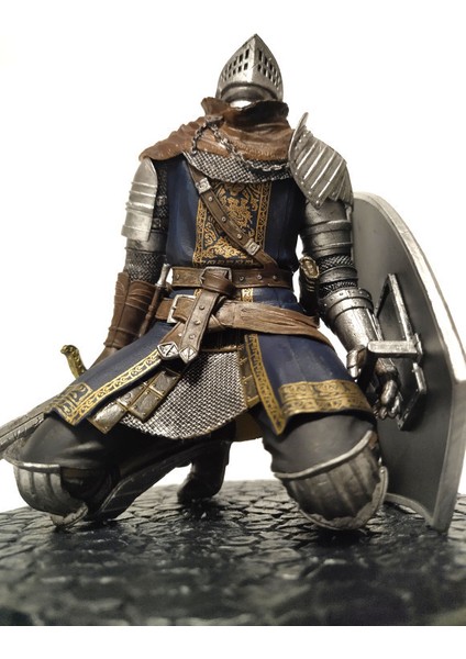 Dark Souls Astra Superior Knight Oscar Şekilli Kalıp Süsleme (Yurt Dışından)