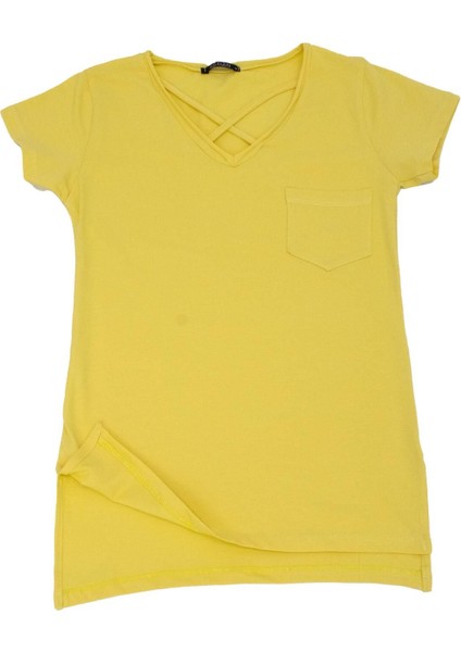 Kadın Yaka Detaylı T-Shirt