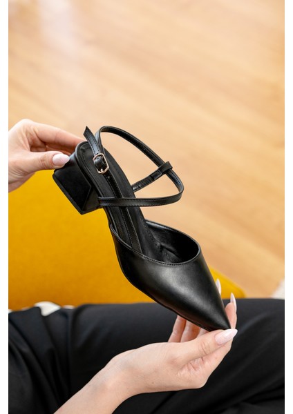 Elsa Siyah Bilek Dolamalı (4 cm Topuk Boyu ) Sivri Burun Topuklu Babet Ayakkabı fiyatları