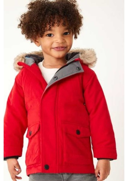 Kırmızı Kapüşonlu Tam Polar Astarlı Suya Dayanıklı Mont