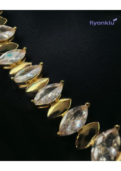 Taşlı Badem Gold Bileklik