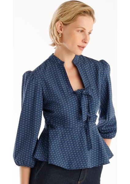 Kurdele Detaylı Bluz fiyatları