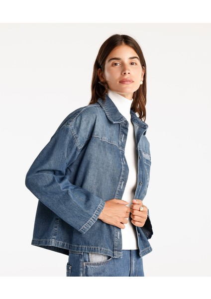 Çift Cep Detaylı Denim Gömlek