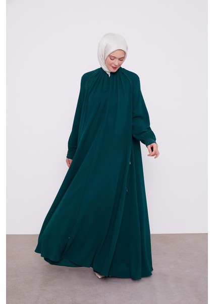 Zümrüt Omuz Taş Detay Ferace modelleri