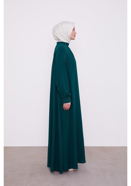 Zümrüt Omuz Taş Detay Ferace fırsatları