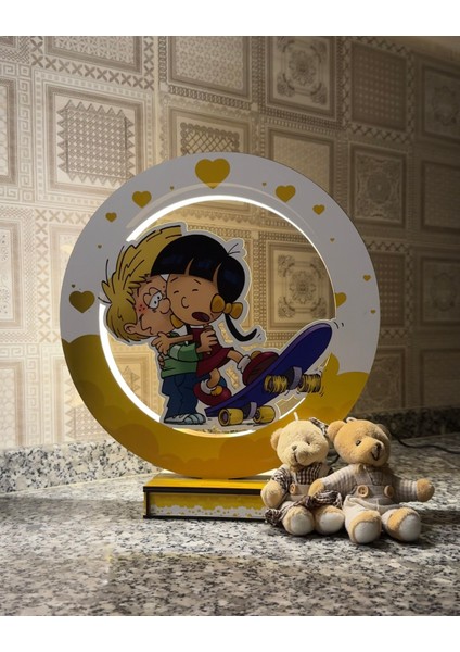 Cedric ve Chen Renkli Masa Lambası Ahşap