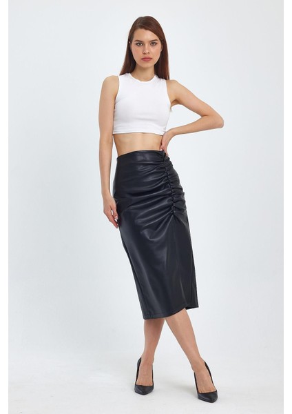 Kadın Büzgülü Yırtmaçlı Suni Deri Etek fırsatları