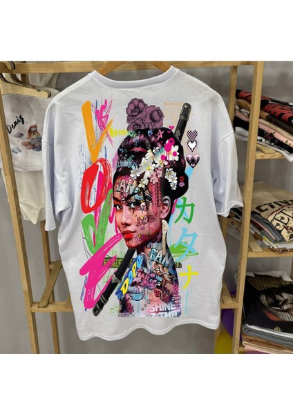 Katana Baskılı T-Shirt