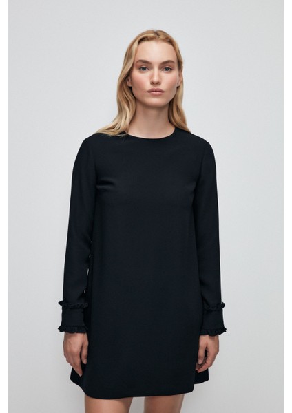 Yuvarlak Yaka Elbise Siyah 124L8653000