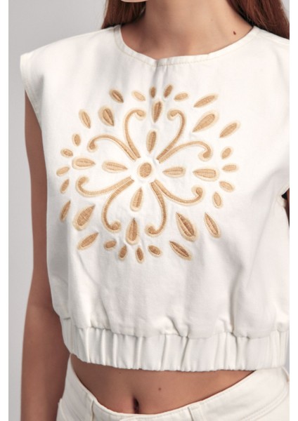 Kolsuz Beli Lastikli Crop Bluz Kemik 11542440001