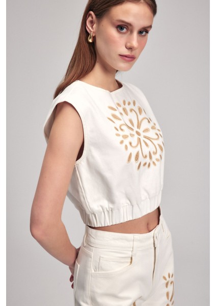 Kolsuz Beli Lastikli Crop Bluz Kemik 11542440001