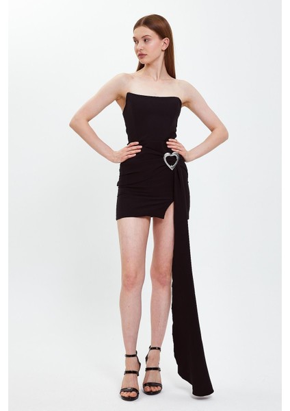 Kemer Detaylı Straplez Yaka Mini Elbise fırsatları