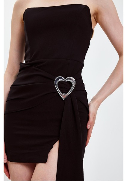 Kemer Detaylı Straplez Yaka Mini Elbise indirimleri