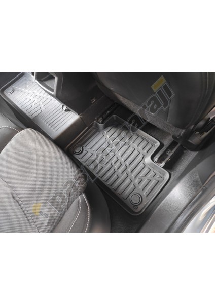 Renault Megane 4 3D Maxi Havuzlu Paspas, 2016- Sonrası