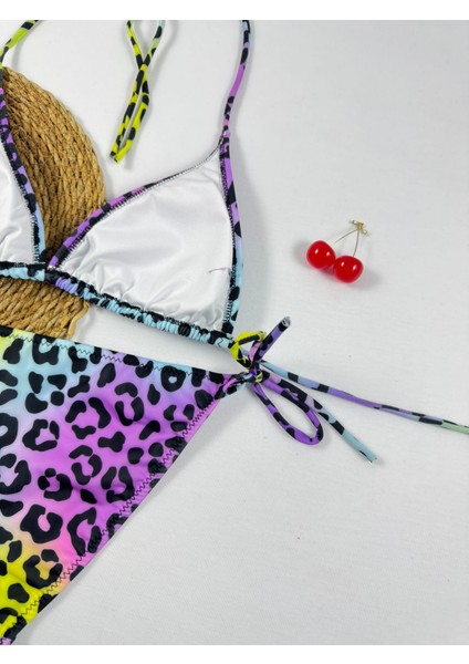 Renkli Leopar Desenli Slip Üçgen Kadın Bikini Takımı fırsatları