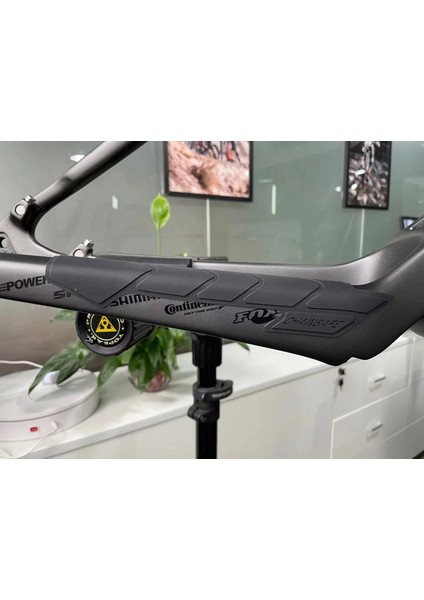 Zincirlik Bir Stil Bisiklet Zinciri Koruyucu Siyah Bisiklet Bakım Zinciri Yayınlanan Muhafızlar Mtb Bisiklet Çerçeve Zinciri Kapağı Sticker Bisiklet Bisiklet Aksesuarları (Yurt Dışından) modelleri