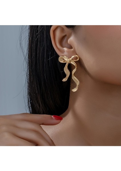 Gold Kaplama Dalgalı Fiyonk Küpe (Yurt Dışından)