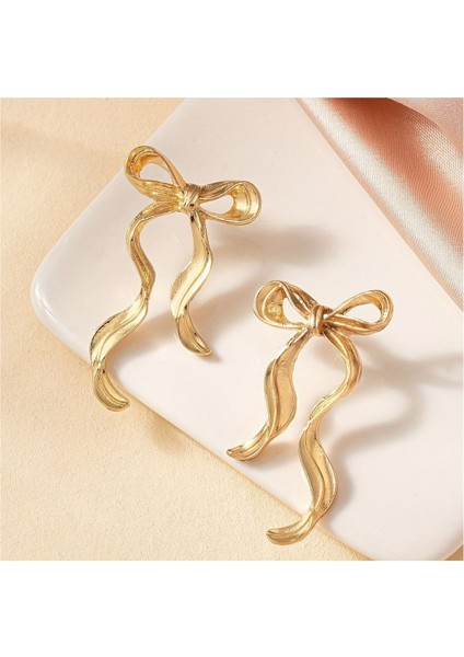 Gold Kaplama Dalgalı Fiyonk Küpe (Yurt Dışından) fiyatları