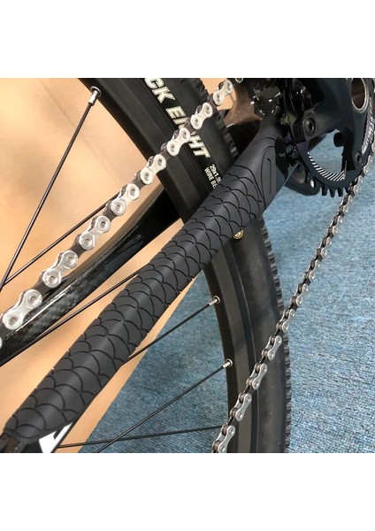 Bir Stil 1 Adet Bisiklet Çerçeve Zincir Koruyucu Zincir Koruma Örtüsü Pedi Bisiklet Bakım Zinciri Yayınlanan Muhafızları Bisiklet Bisiklet Aksesuarları (Yurt Dışından) fırsatları