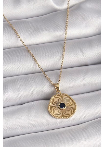 316 L Çelik Gold Renk Zincir Siyah Zirkon Taş Madalyon Model Kadın Kolye
